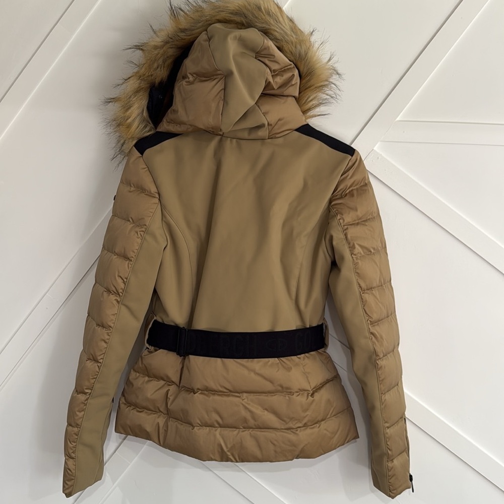 Goldbergh San Luis Ski Jacket Fur hood and belted- size 10 - Picture 4 of 4